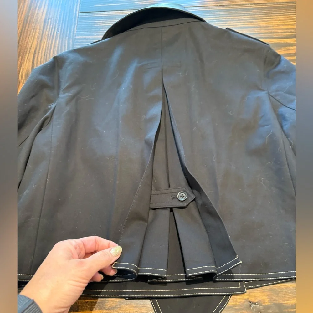 Helmut Lang NWT Black Cropped Trench Coat with Leather Accents - Picture 7 of 16